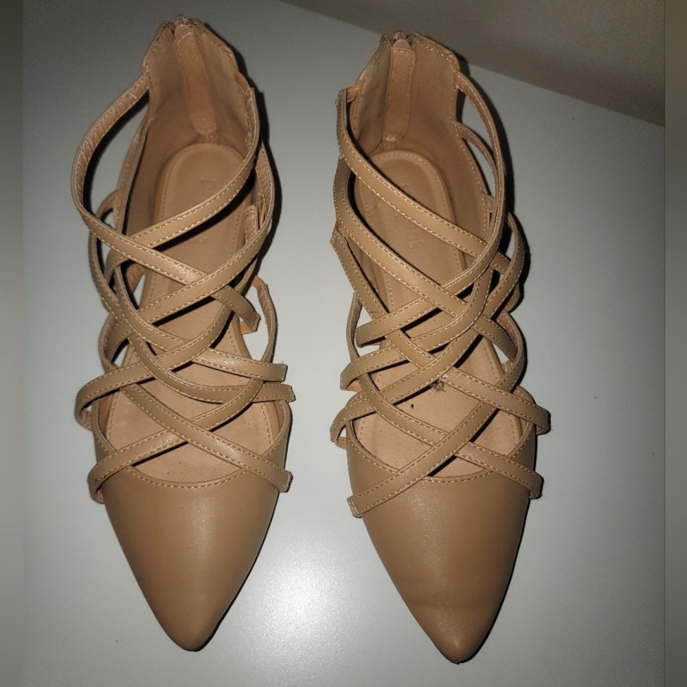 Project brand sz10 strappy tan flat